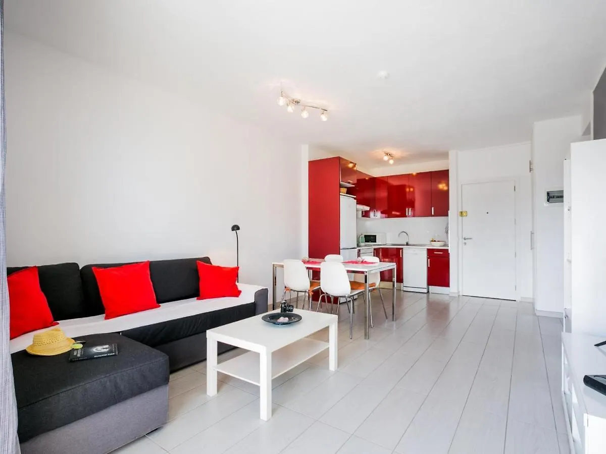 1215 Cozy Apartment With Pool, Wifi Sea View 帕莱索海滩 0*,  西班牙